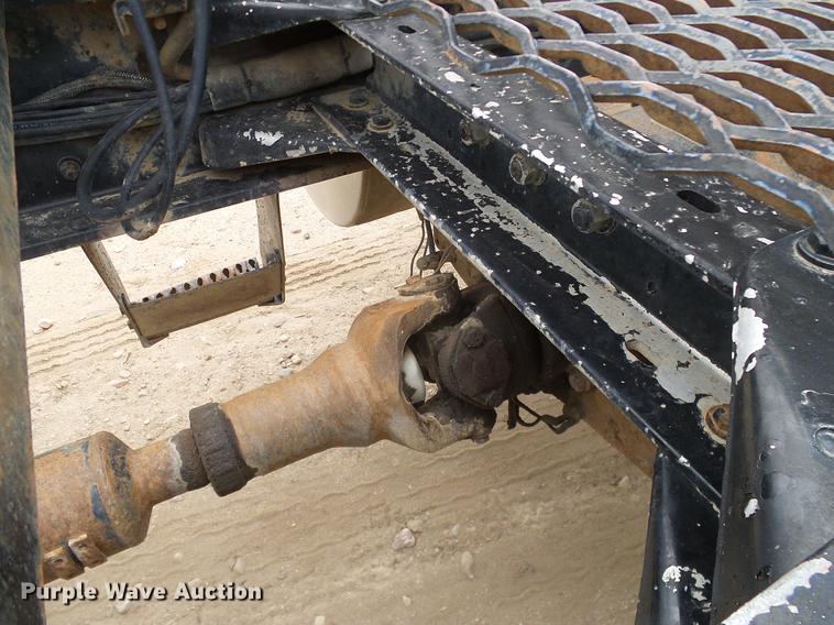 image for item DD1321 1984 Kenworth W900 semi truck