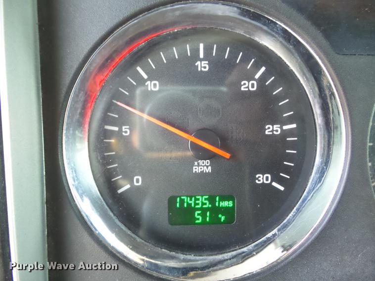 image for item DD1630 2009 Kenworth T660 semi truck