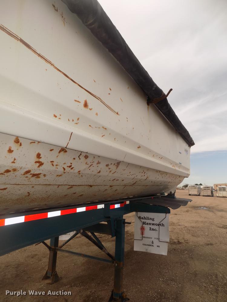 image for item DD2813 2010 Smithco MH3-44-36 T35 side dump trailer