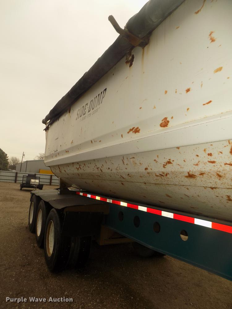 image for item DD2813 2010 Smithco MH3-44-36 T35 side dump trailer
