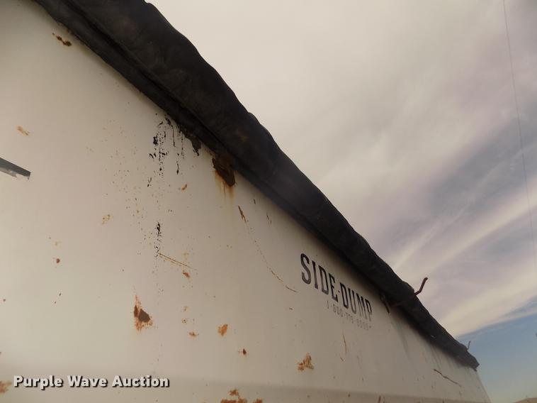 image for item DD2813 2010 Smithco MH3-44-36 T35 side dump trailer