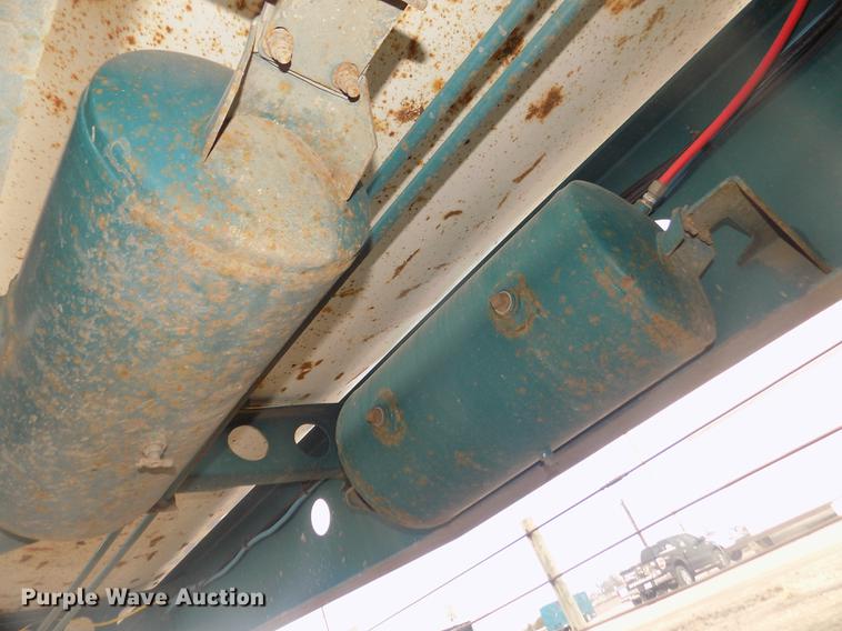 image for item DD2813 2010 Smithco MH3-44-36 T35 side dump trailer