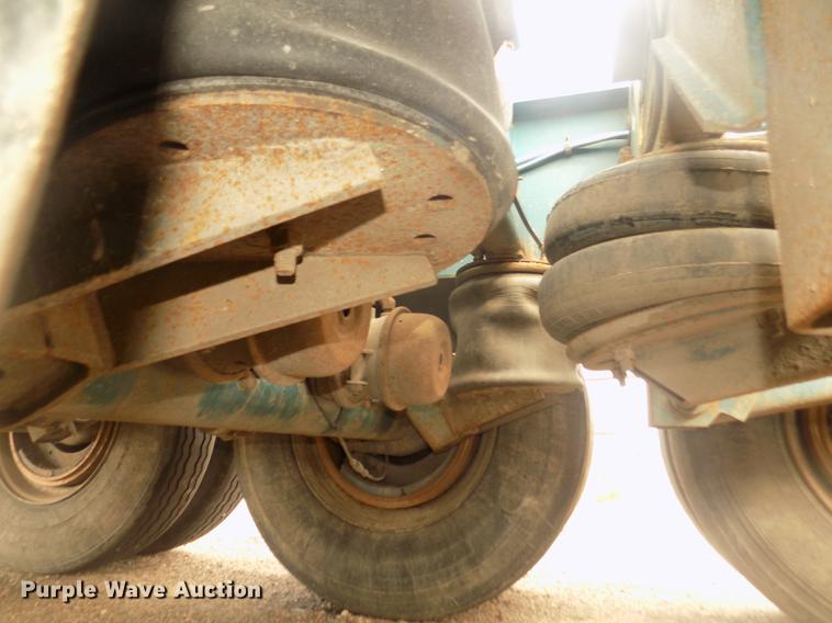 image for item DD2813 2010 Smithco MH3-44-36 T35 side dump trailer