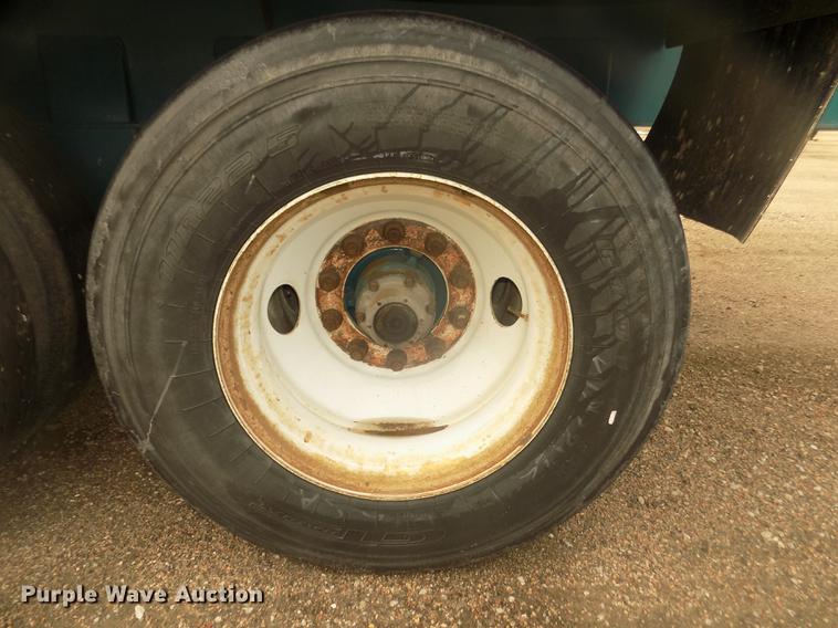 image for item DD2813 2010 Smithco MH3-44-36 T35 side dump trailer