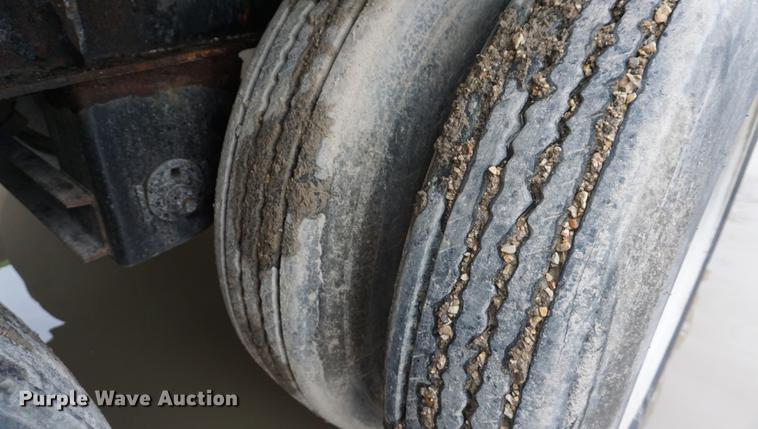 image for item DE3193 1995 Transcraft Eagle W2 flatbed trailer