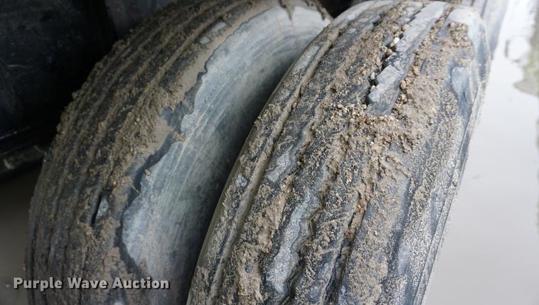 image for item DE3193 1995 Transcraft Eagle W2 flatbed trailer