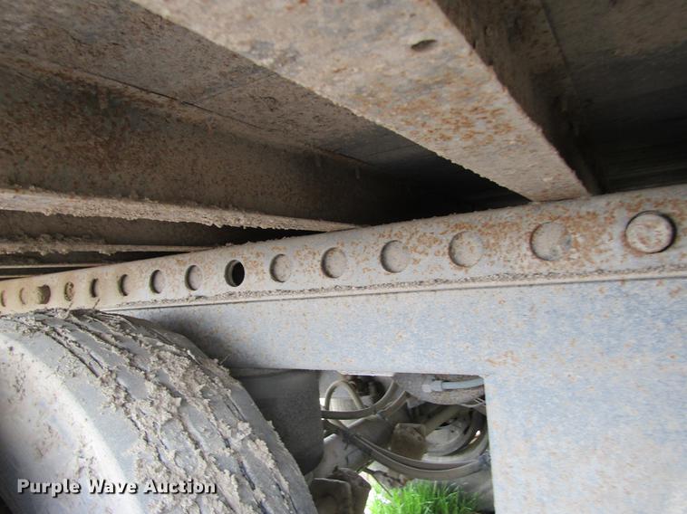 image for item DE6674 1999 Trailmobile dry van trailer