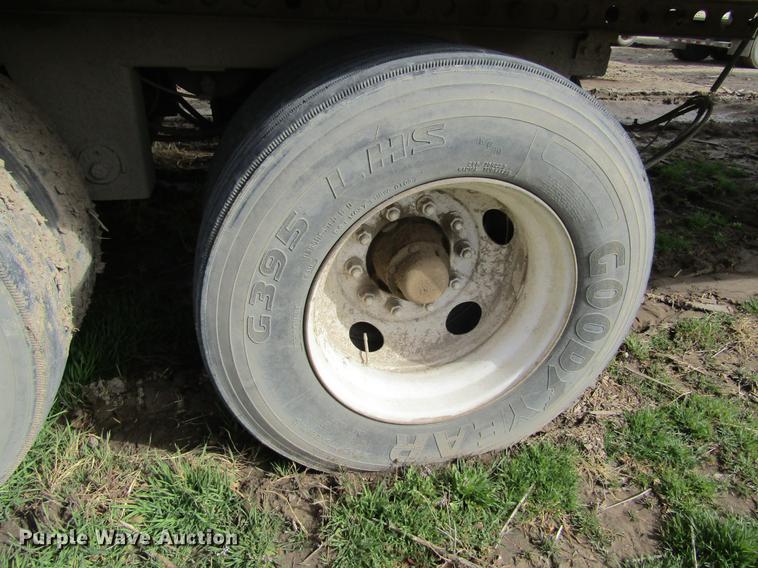 image for item DE6674 1999 Trailmobile dry van trailer