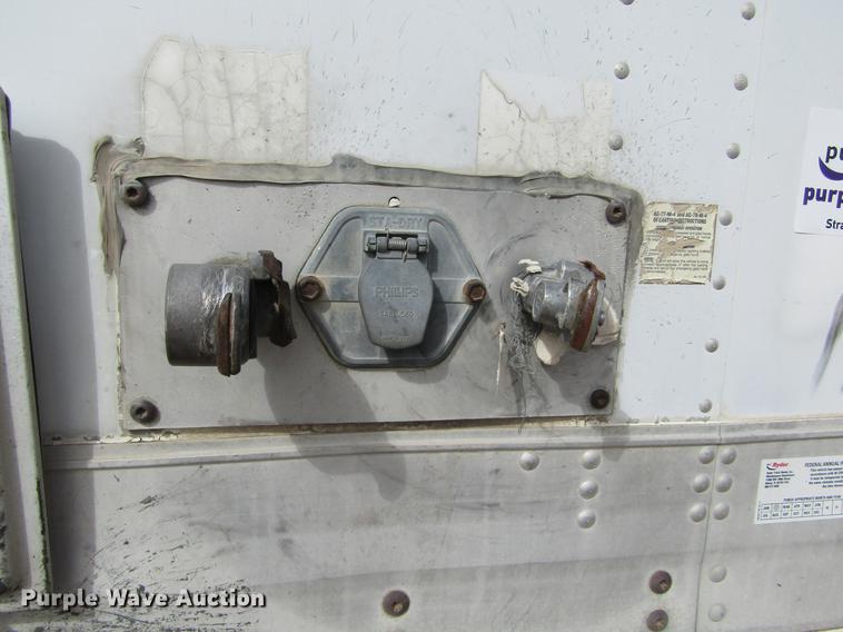 image for item DE6676 2001 Trailmobile dry van trailer