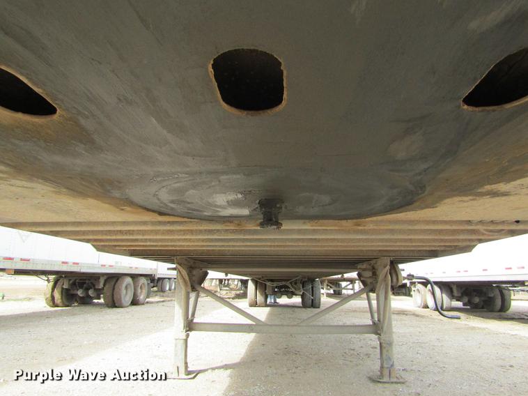 image for item DE6676 2001 Trailmobile dry van trailer