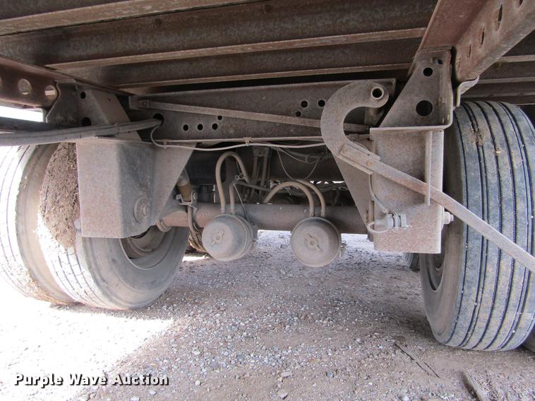 image for item DE6676 2001 Trailmobile dry van trailer