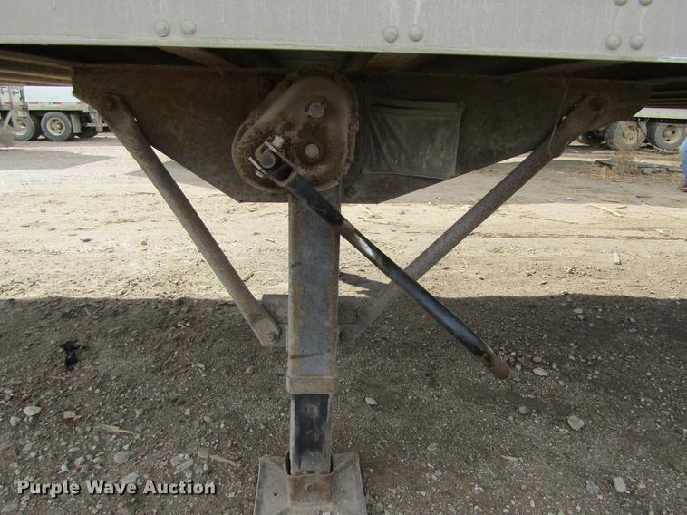 image for item DE6677 2001 Trailmobile dry van trailer