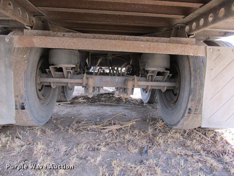 image for item DE6677 2001 Trailmobile dry van trailer