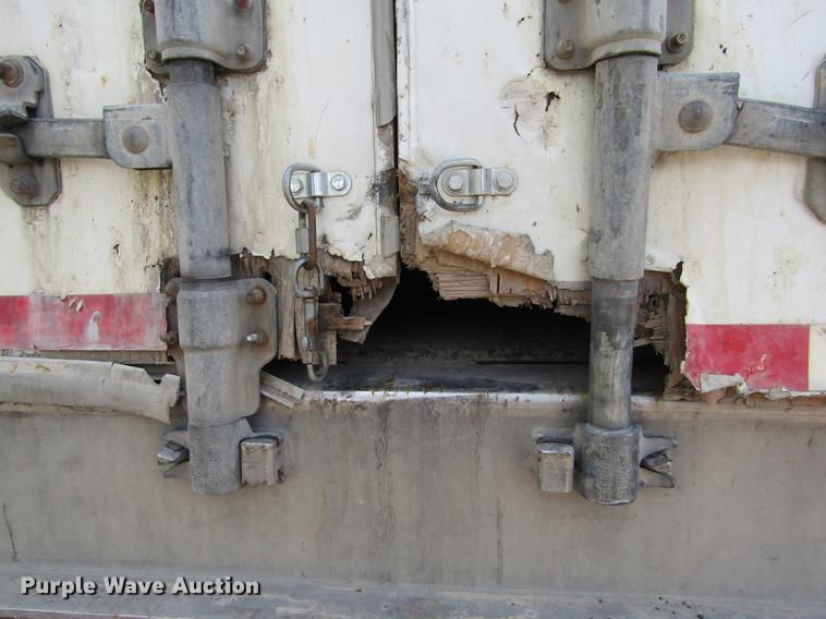 image for item DE6677 2001 Trailmobile dry van trailer