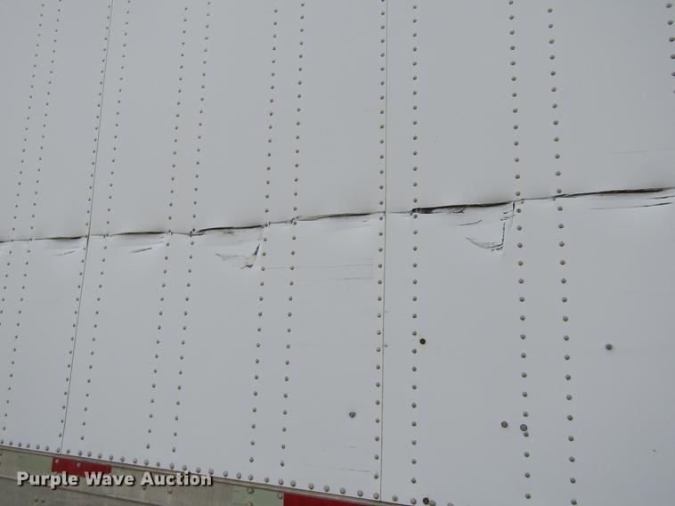 image for item DE6677 2001 Trailmobile dry van trailer