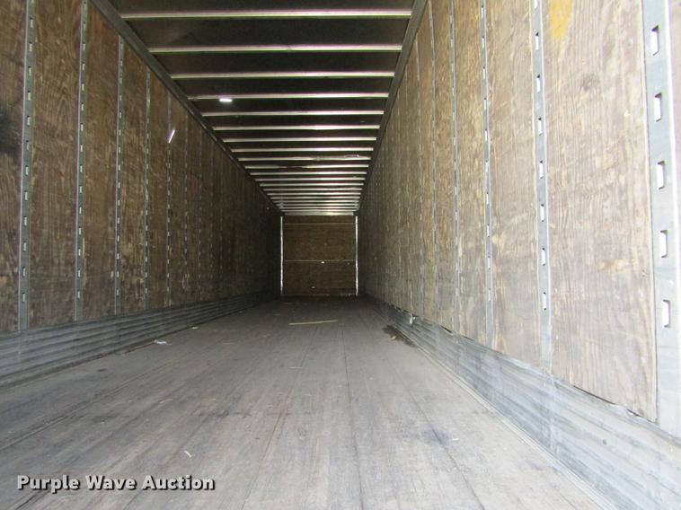 image for item DE6678 2000 Fruehauf dry van trailer