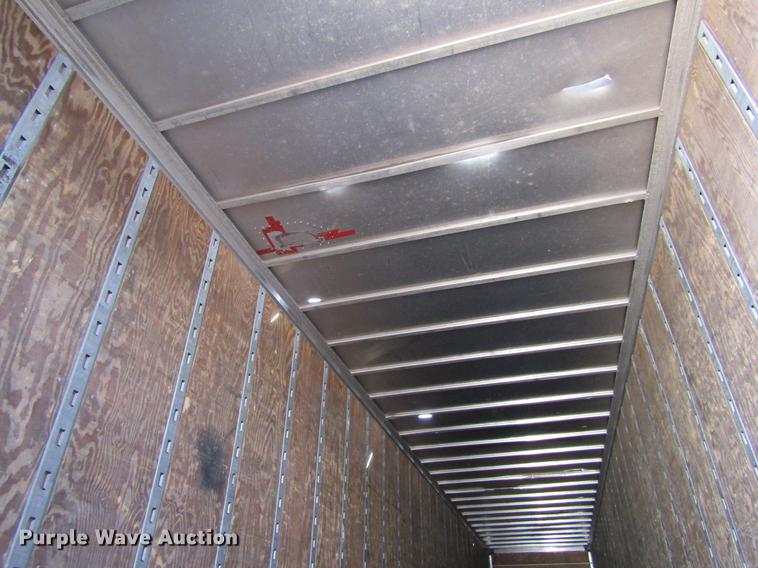 image for item DE6678 2000 Fruehauf dry van trailer