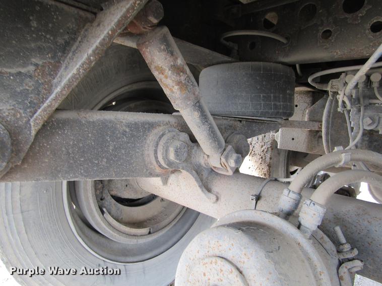 image for item DE6679 1999 Wabash dry van trailer