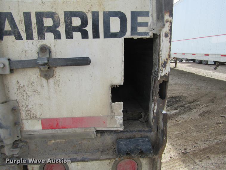 image for item DE6679 1999 Wabash dry van trailer