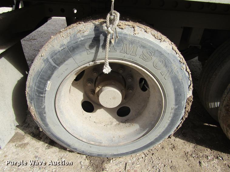 image for item DE6679 1999 Wabash dry van trailer