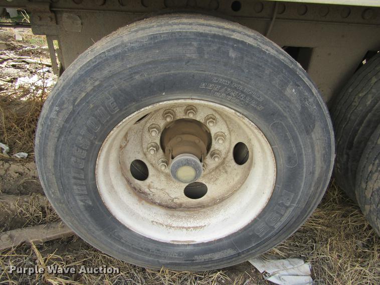 image for item DE6682 1999 Trailmobile dry van trailer