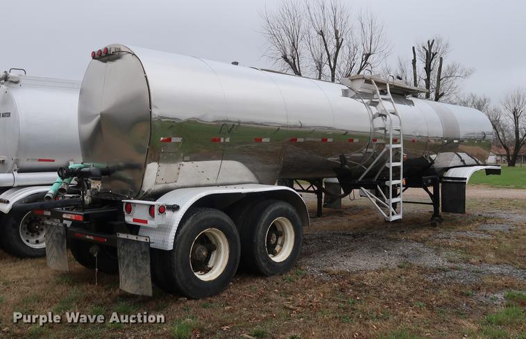 image for item DF3622 1978 Fruehauf TAC-F2-ESF tank trailer