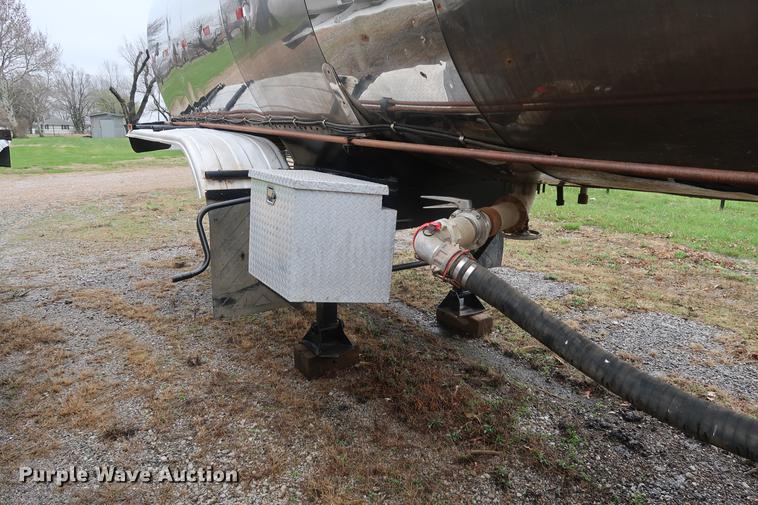 image for item DF3622 1978 Fruehauf TAC-F2-ESF tank trailer