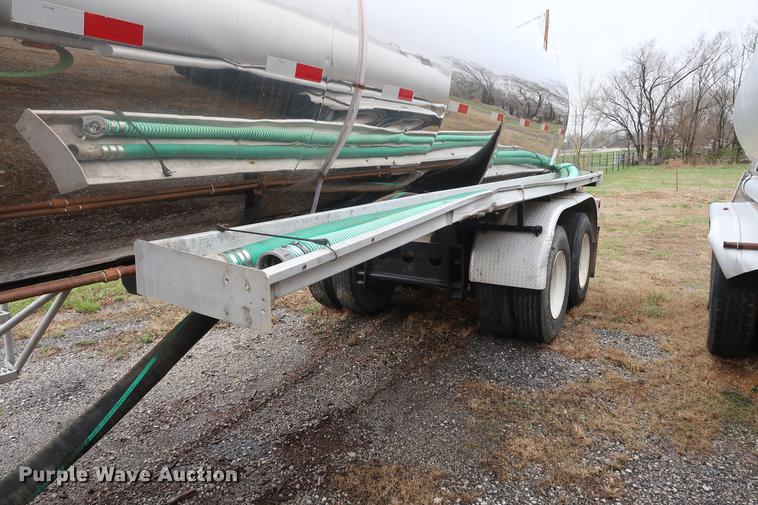 image for item DF3622 1978 Fruehauf TAC-F2-ESF tank trailer