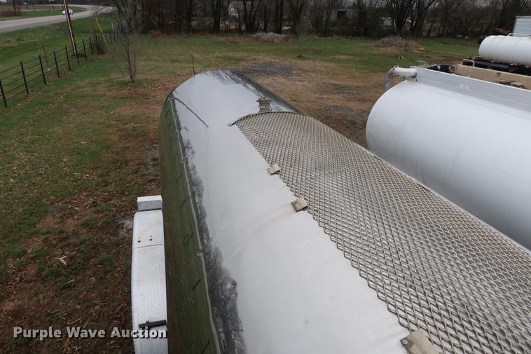 image for item DF3622 1978 Fruehauf TAC-F2-ESF tank trailer