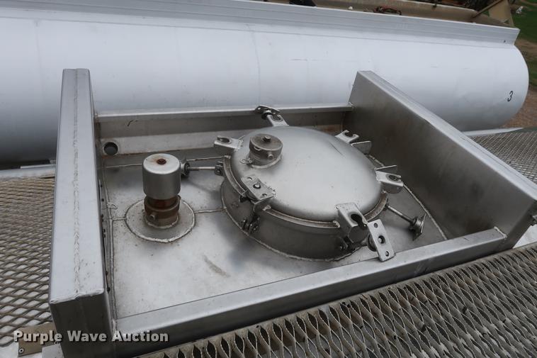 image for item DF3622 1978 Fruehauf TAC-F2-ESF tank trailer