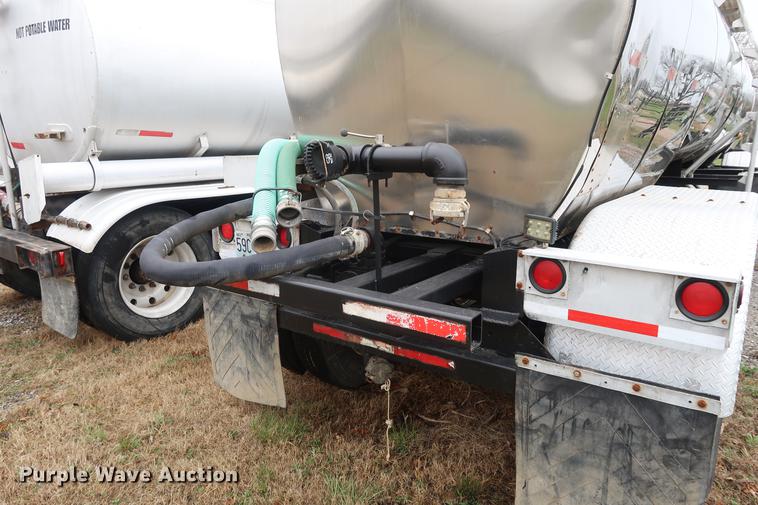 image for item DF3622 1978 Fruehauf TAC-F2-ESF tank trailer