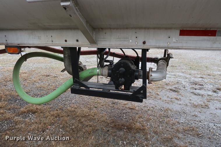 image for item DF3623 1980 Pullman Trailmobile F15S-42CI tank trailer