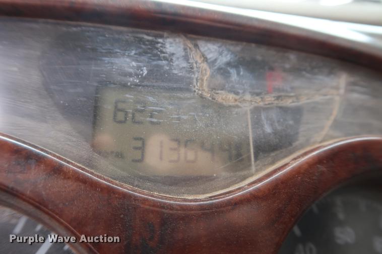 image for item DF3624 2001 Mack CX613 semi truck