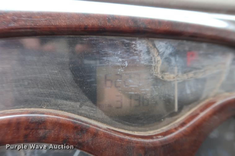 image for item DF3624 2001 Mack CX613 semi truck