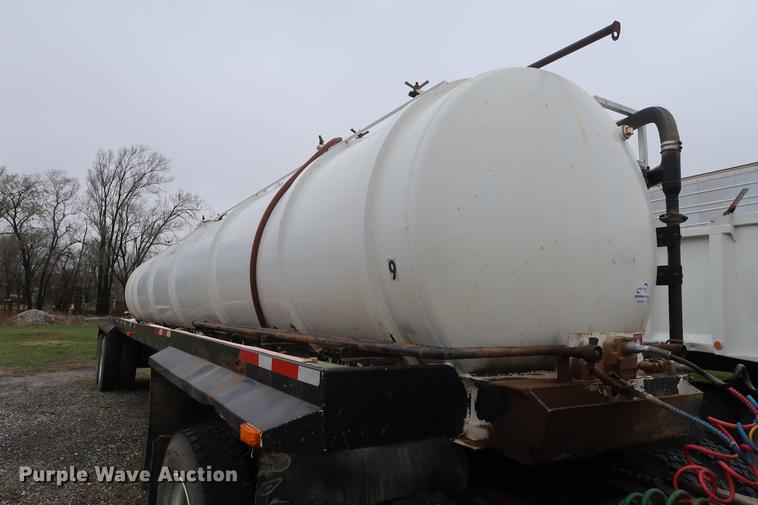 image for item DF3625 1978 Fruehauf vacuum trailer