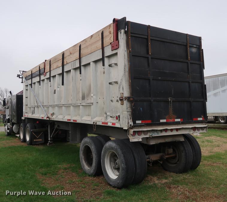 image for item DF3628 1991 East end dump trailer