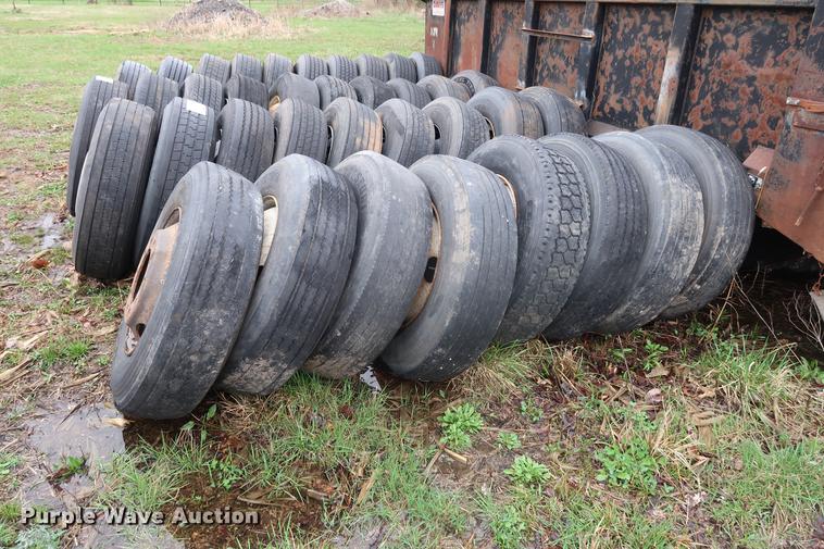 image for item DF3631 (17) 22.5 tires and wheels