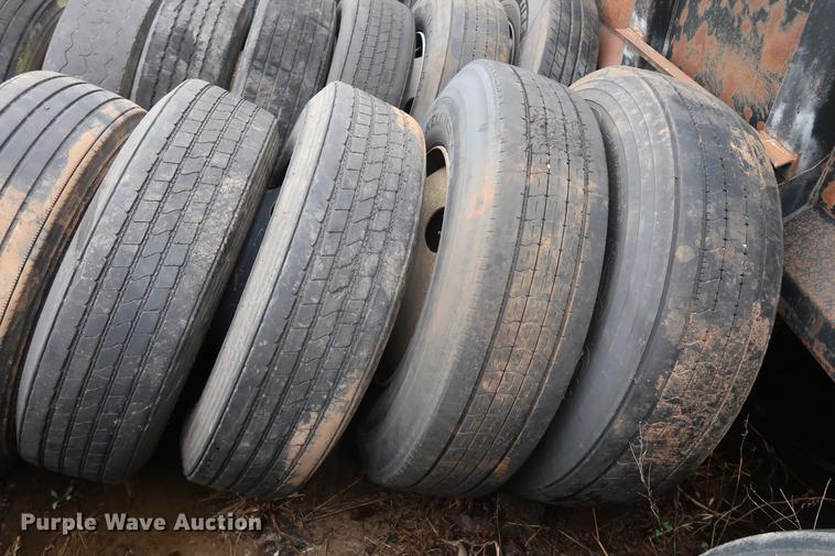 image for item DF3631 (17) 22.5 tires and wheels