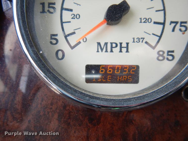 image for item DK9892 2007 International 9400i semi truck