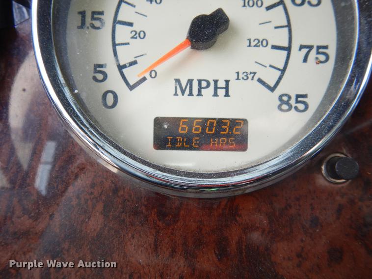 image for item DK9892 2007 International 9400i semi truck