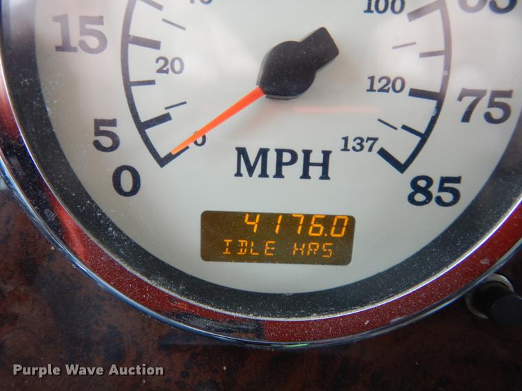 image for item DK9893 2007 International 9400i semi truck