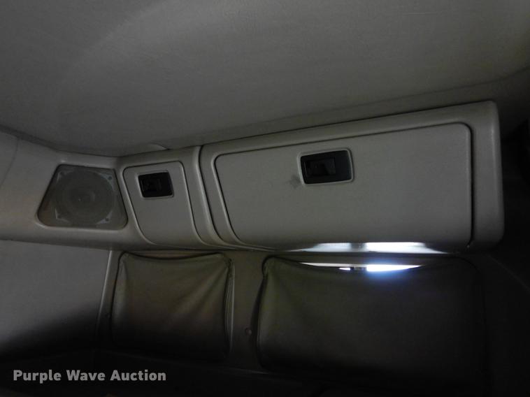 image for item DK9893 2007 International 9400i semi truck