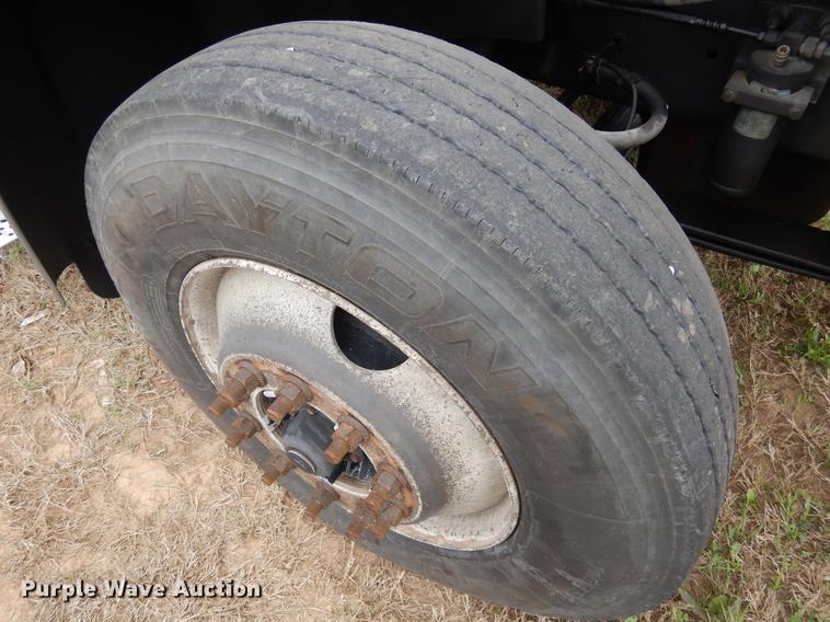 image for item DK9893 2007 International 9400i semi truck