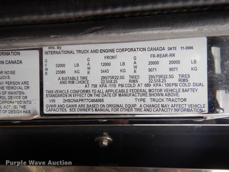 image for item DK9893 2007 International 9400i semi truck