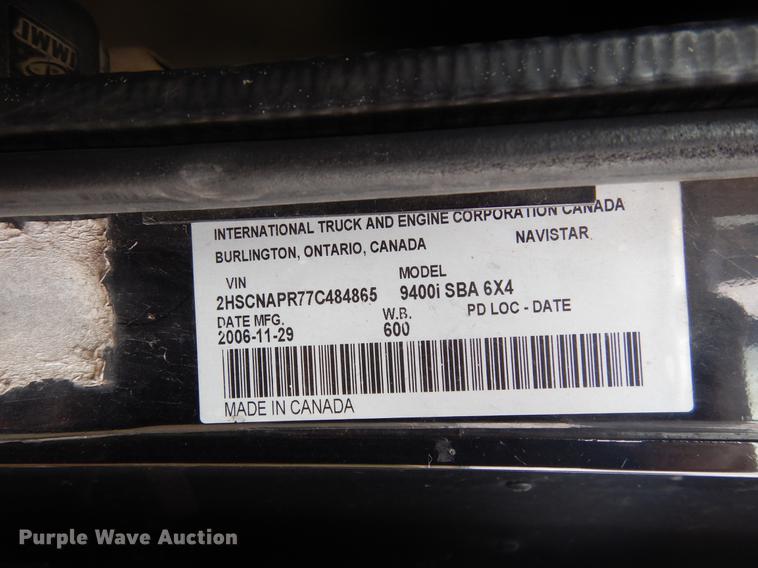 image for item DK9893 2007 International 9400i semi truck