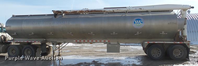 image for item DX9056 2006 CEI Pacer AT35L dry bulk trailer