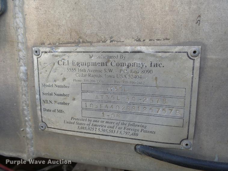 image for item DX9056 2006 CEI Pacer AT35L dry bulk trailer