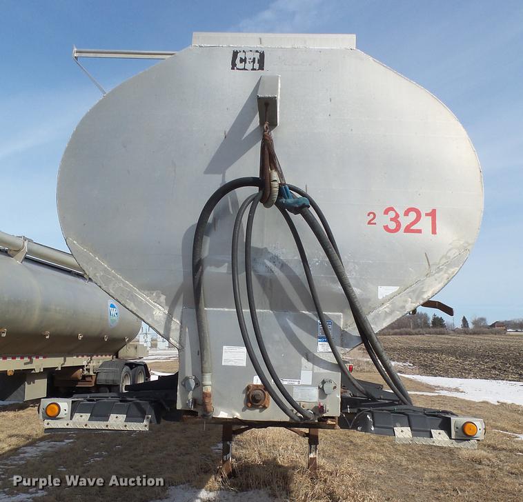 image for item DX9057 2001 CEI Pacer AT35L dry bulk trailer