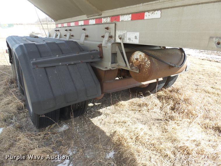 image for item DX9057 2001 CEI Pacer AT35L dry bulk trailer