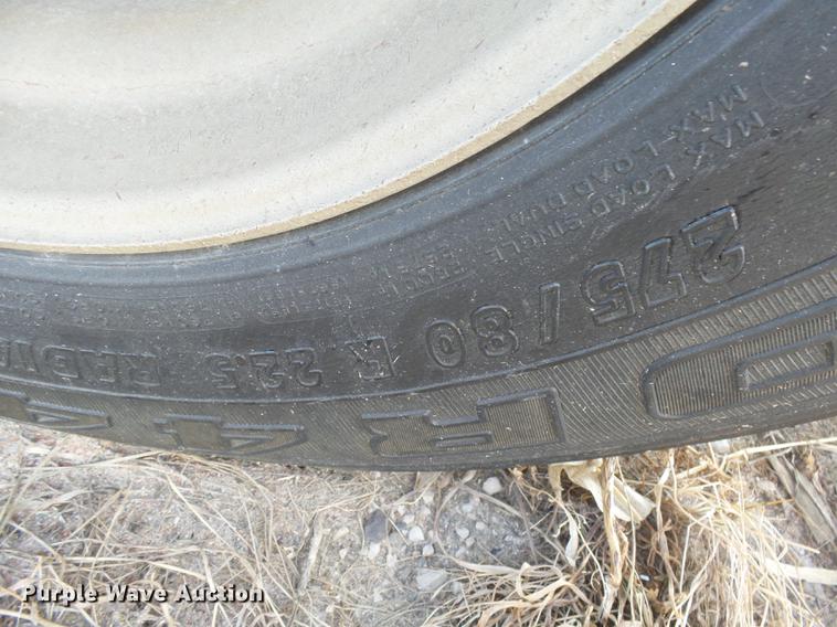 image for item DX9057 2001 CEI Pacer AT35L dry bulk trailer